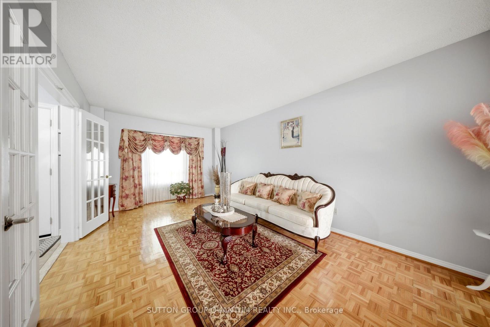 276 LECH WALESA DRIVE - 6