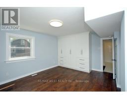 Upper Level - 420 Annette Street, Toronto, ON M6P1R9 Photo 13
