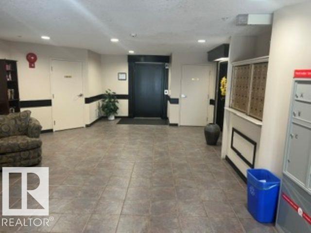 #415 10951 124 ST NW - 3