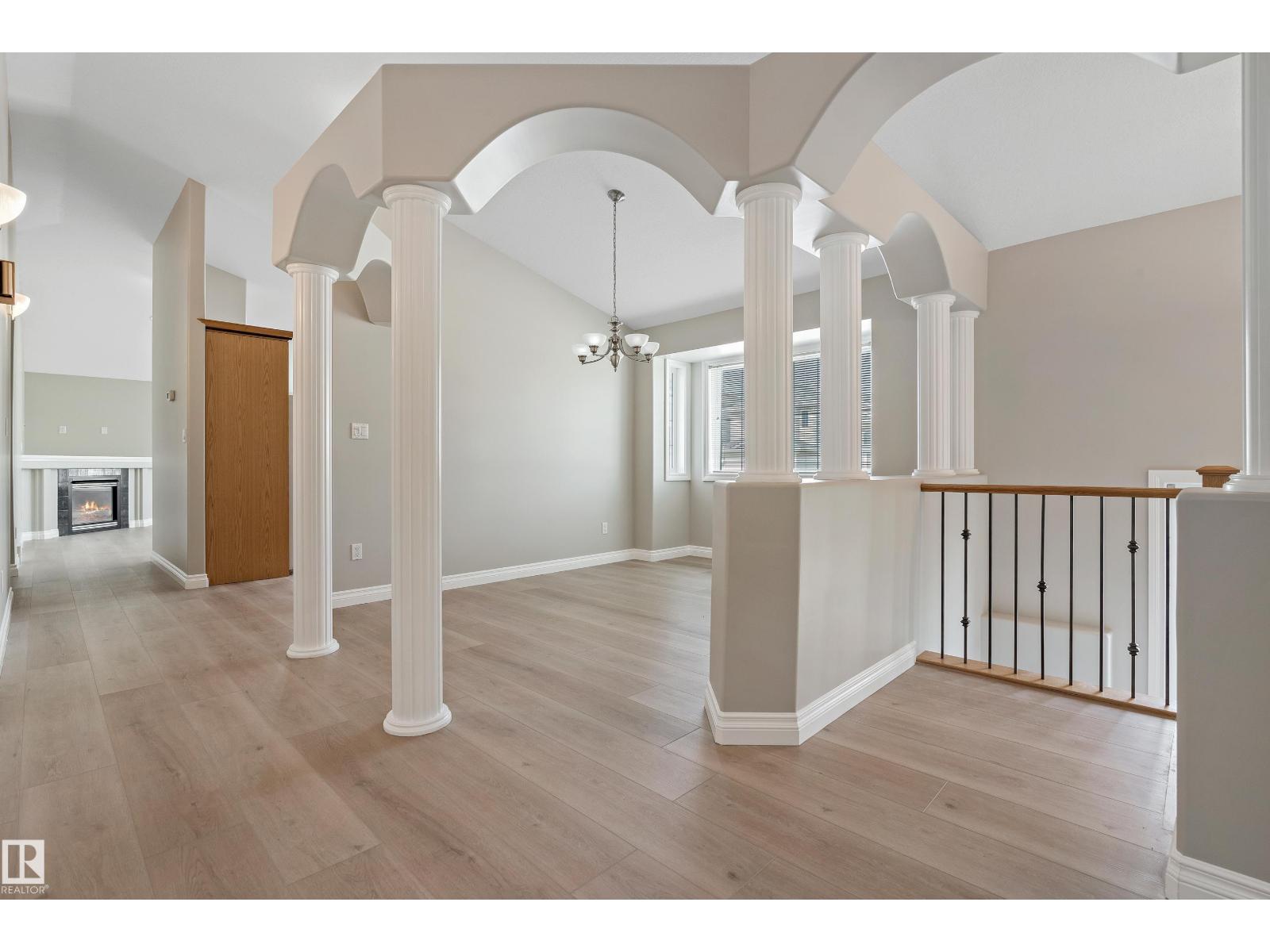 15216 49 ST NW - 16