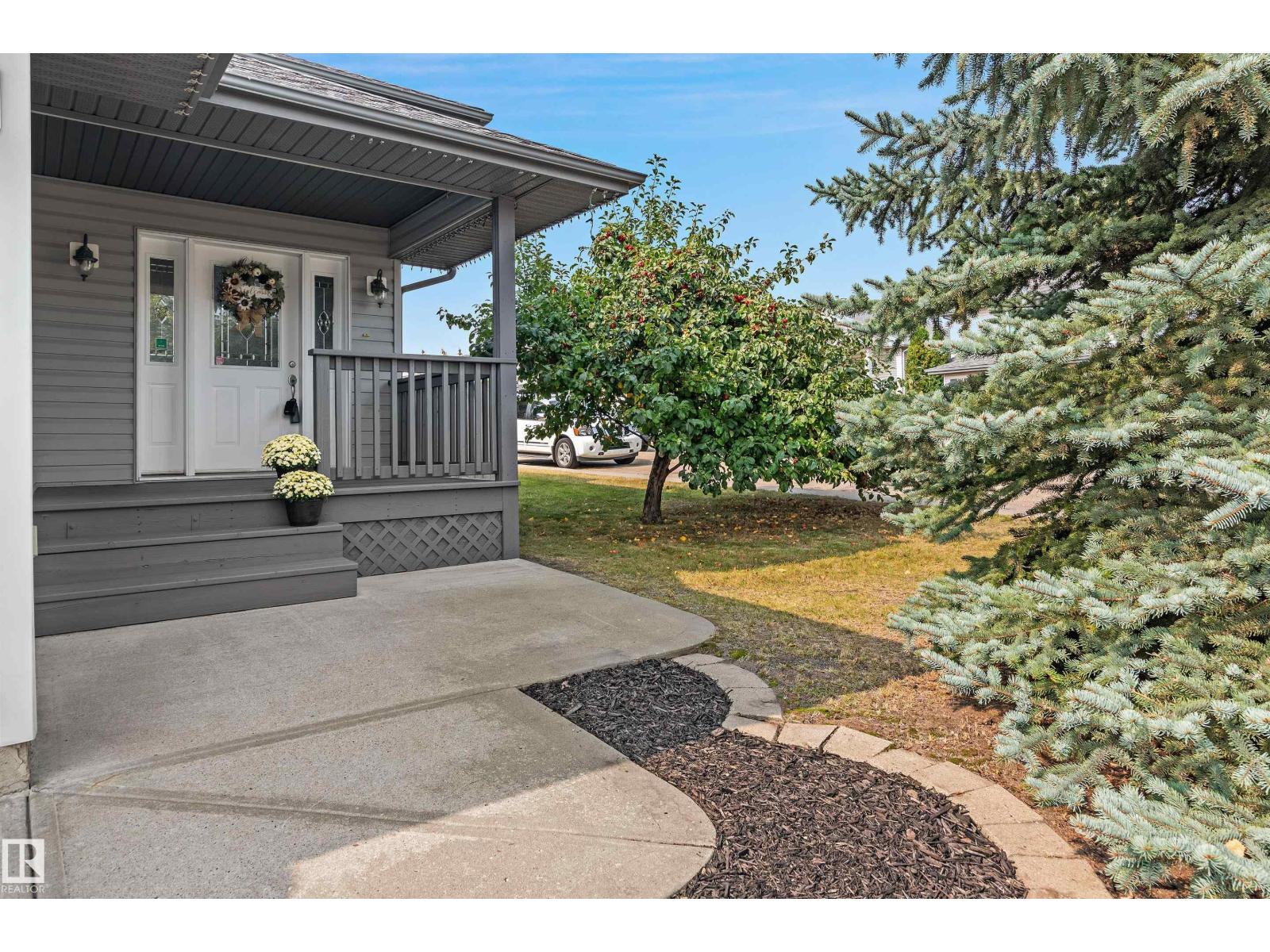 15216 49 ST NW - 2