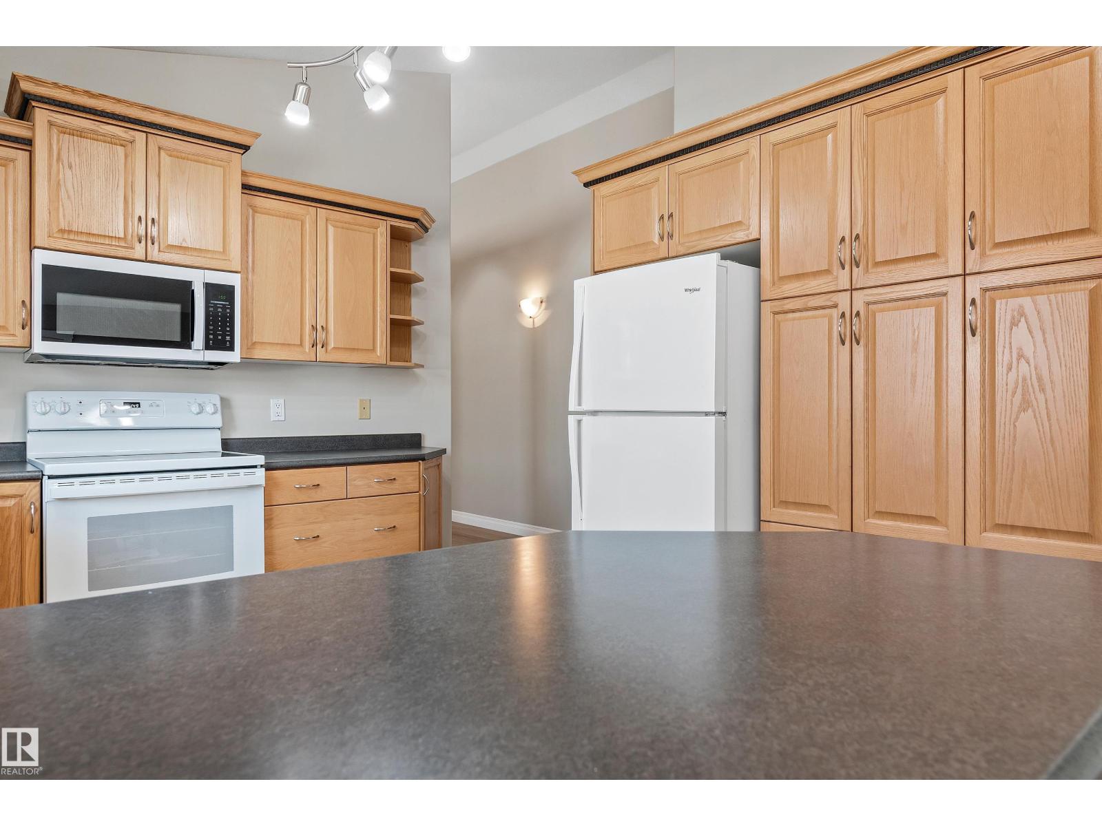 15216 49 ST NW - 20