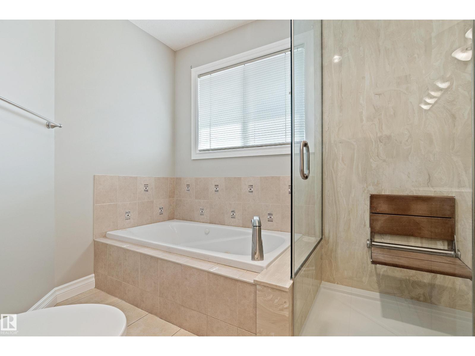 15216 49 ST NW - 30
