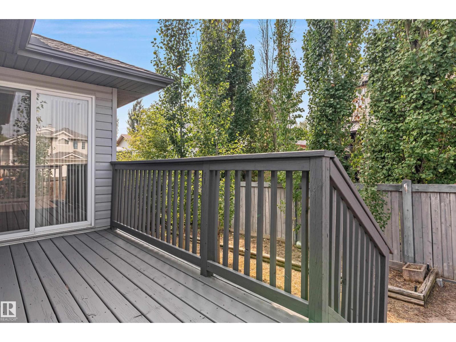 15216 49 ST NW - 57