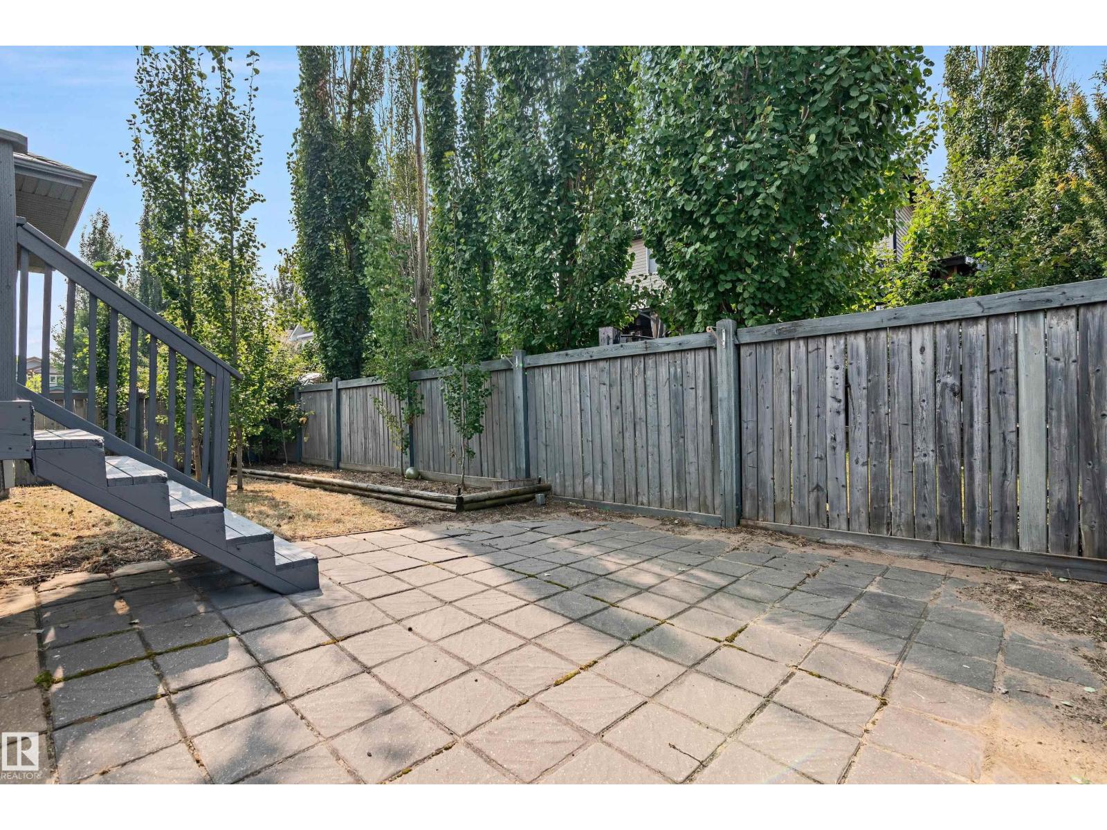 15216 49 ST NW - 59
