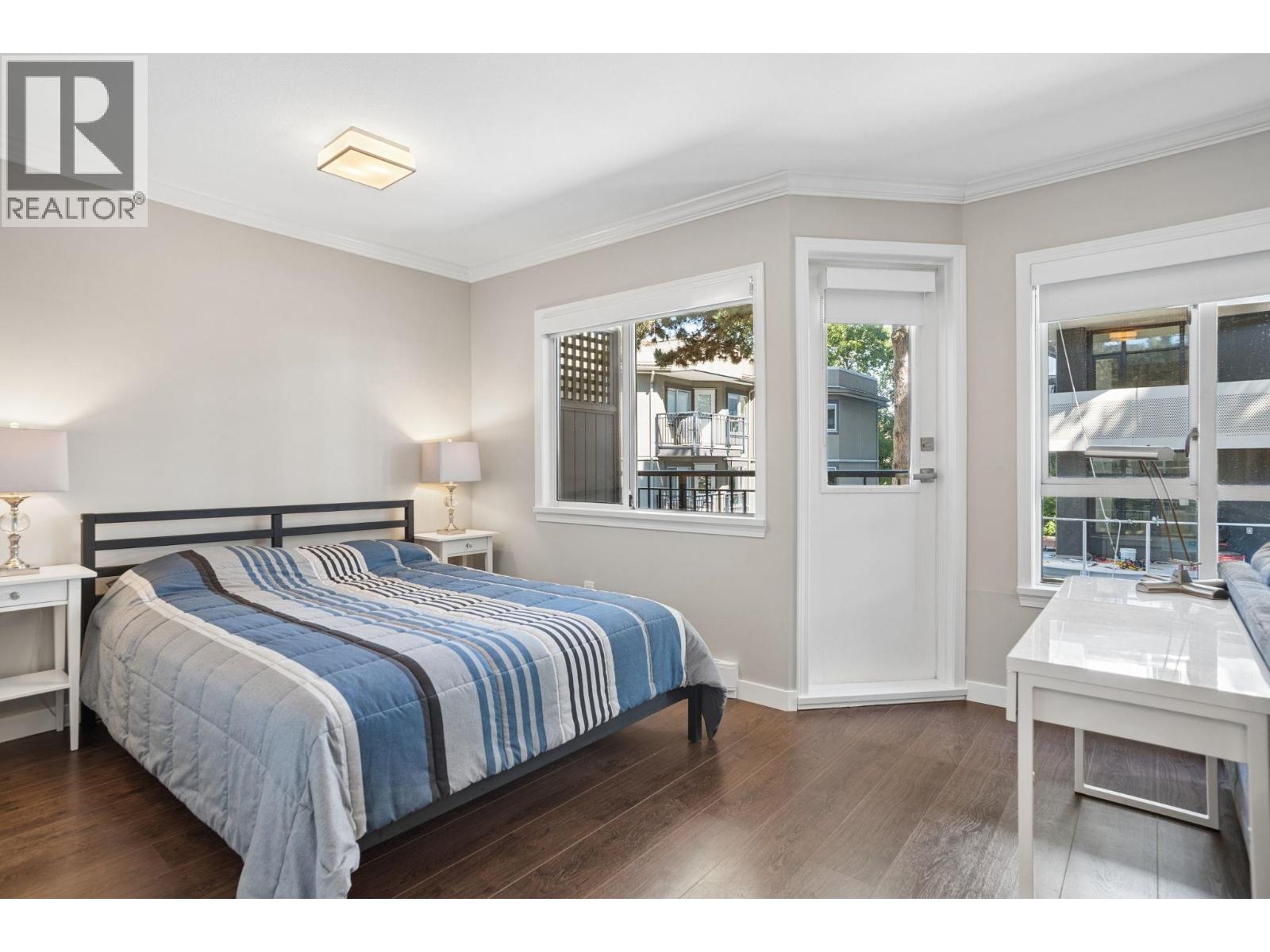202 555 W 14TH AVENUE, Vancouver