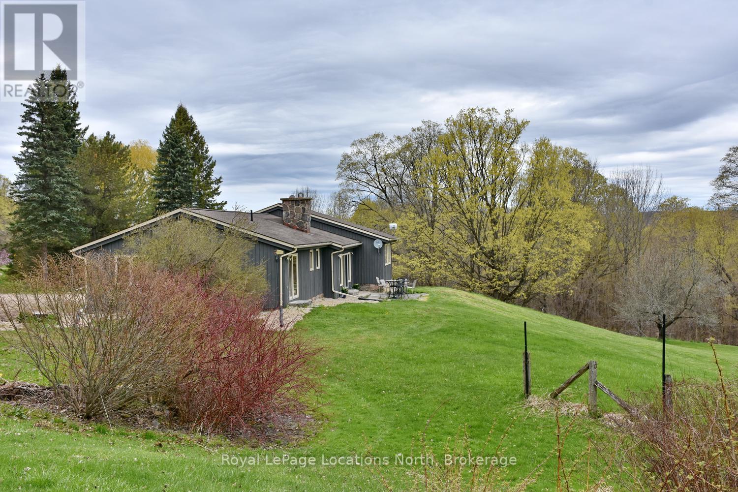 446070 JOHNSTON'S SIDE ROAD - 6