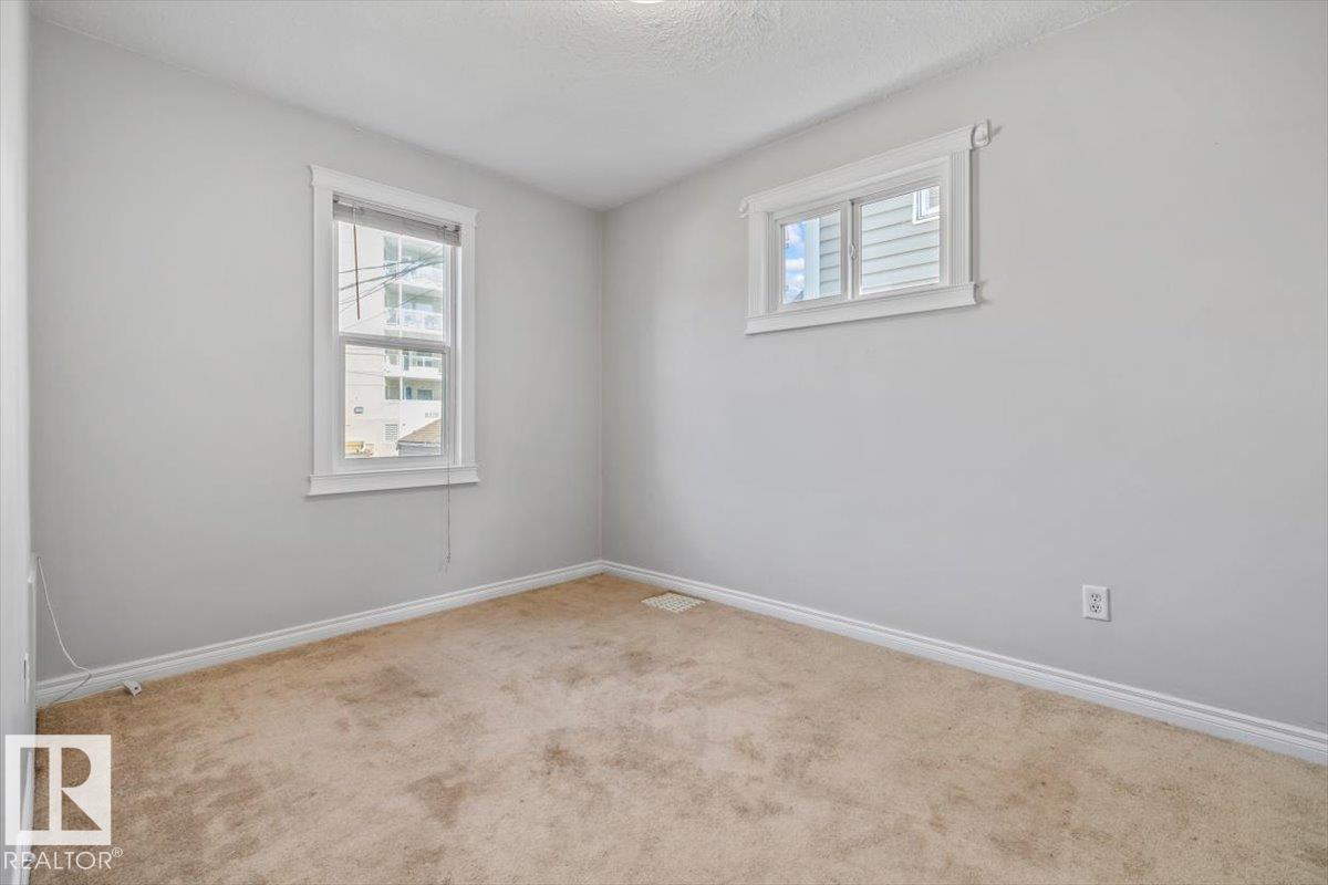 11241 84 ST NW - 16