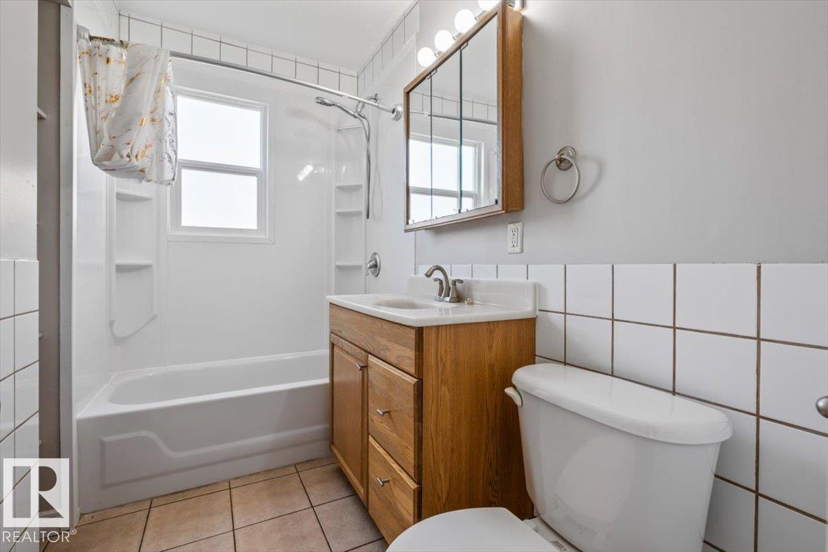 11241 84 ST NW - 17
