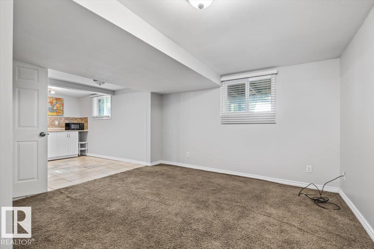 11241 84 ST NW - 21