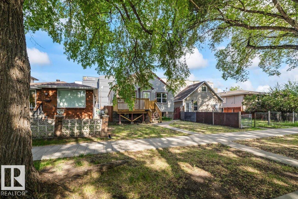11241 84 ST NW - 39