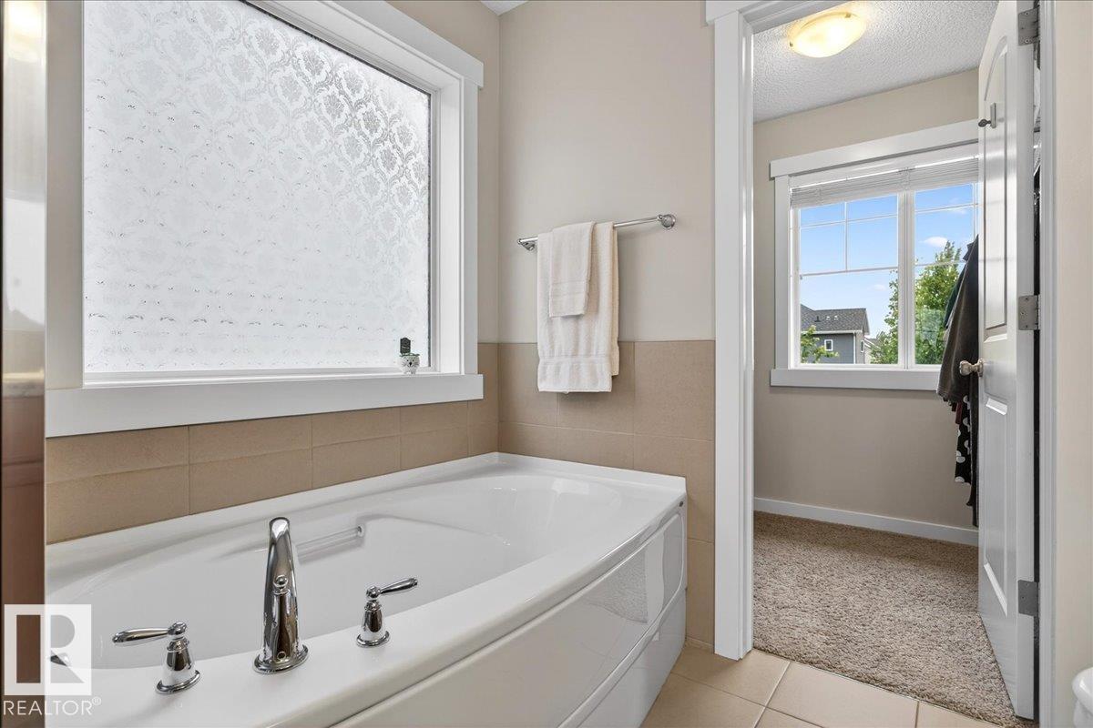1820 86 ST SW - 24
