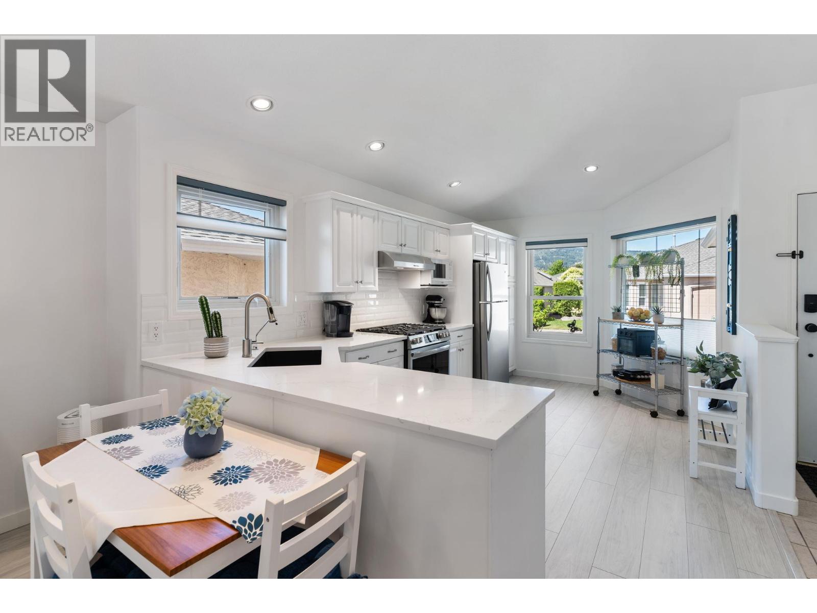 85 2250 Louie Drive, Westbank