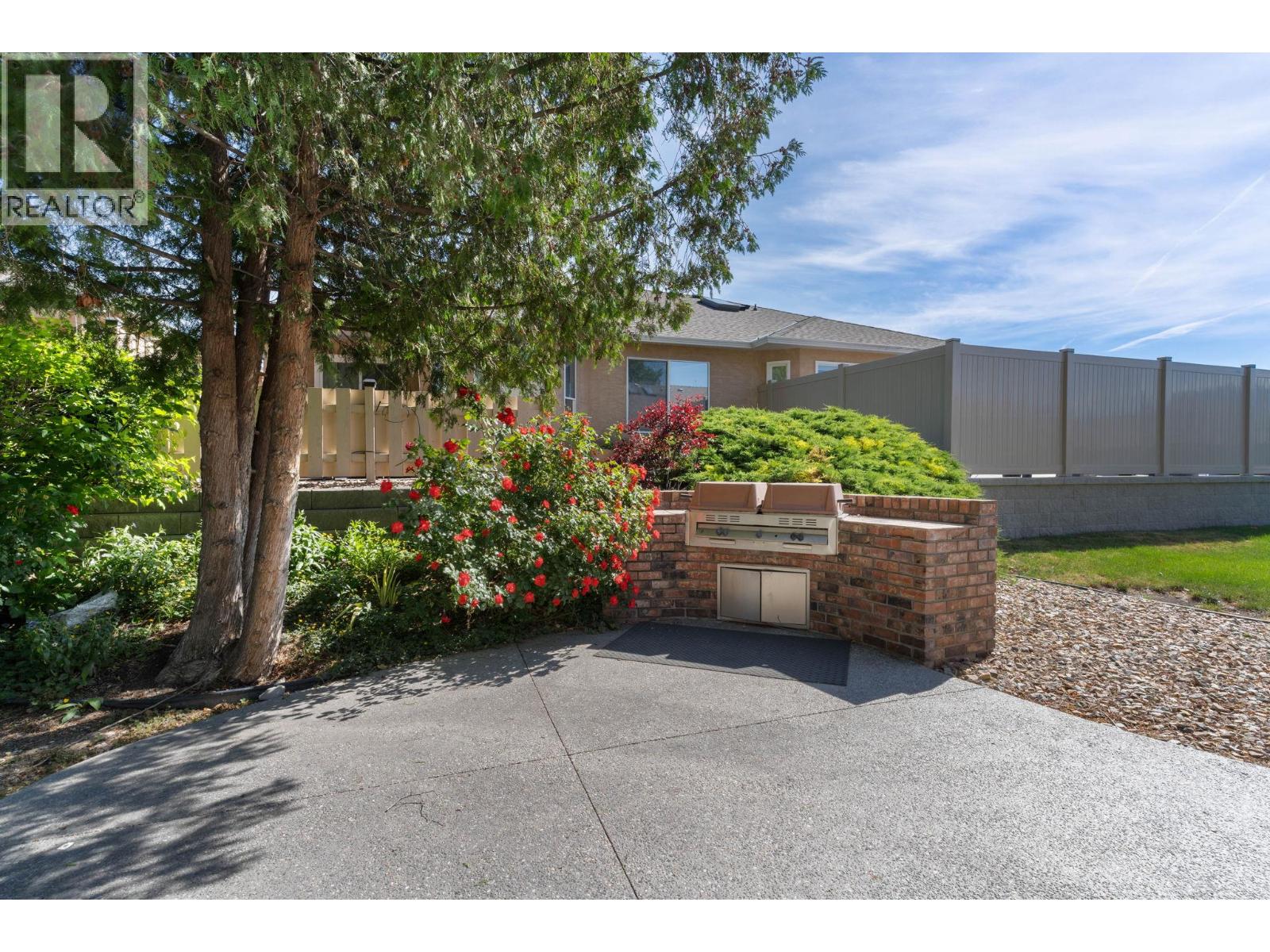 85 2250 Louie Drive, Westbank
