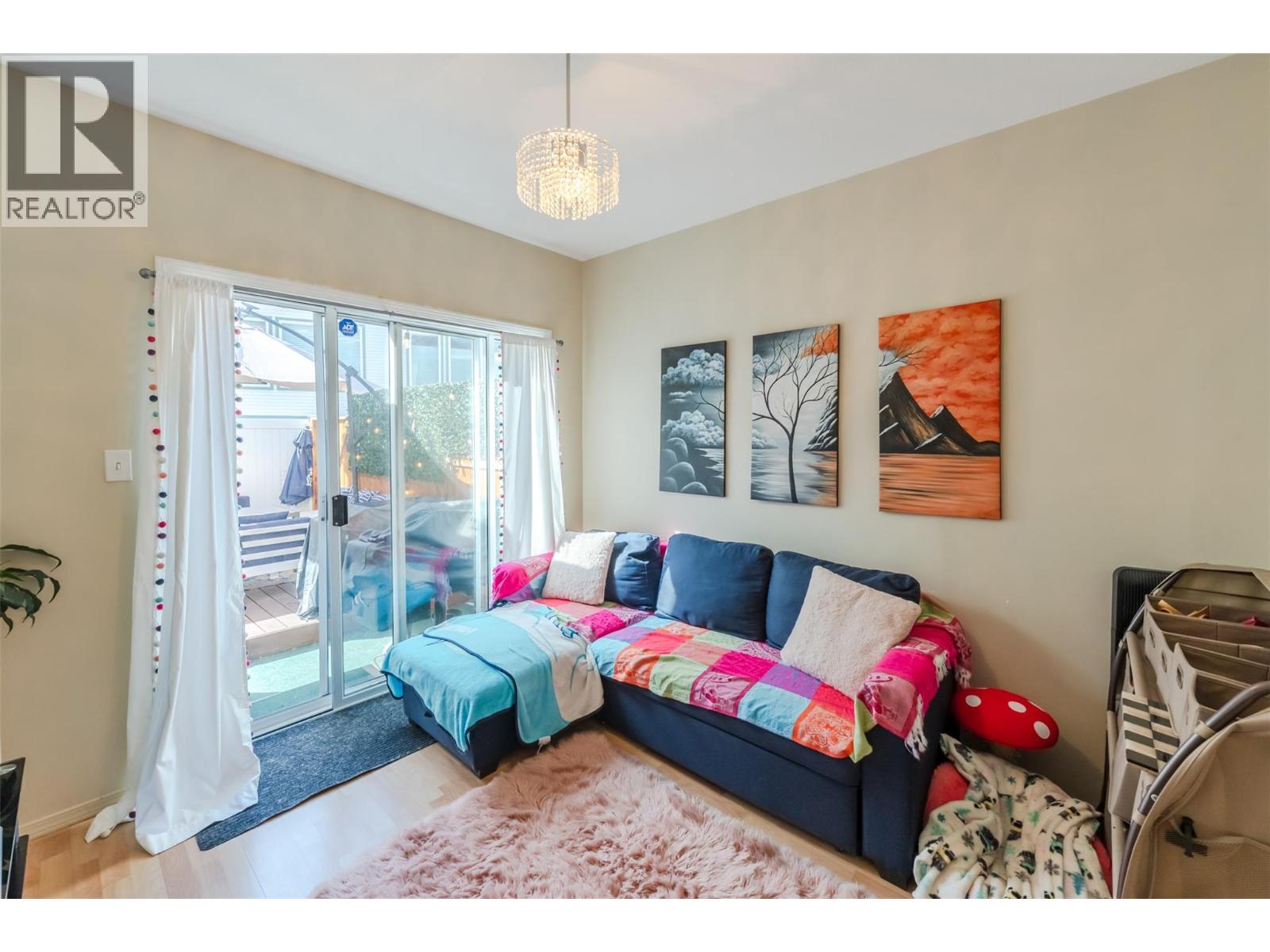 #106 1006 King Street - 18