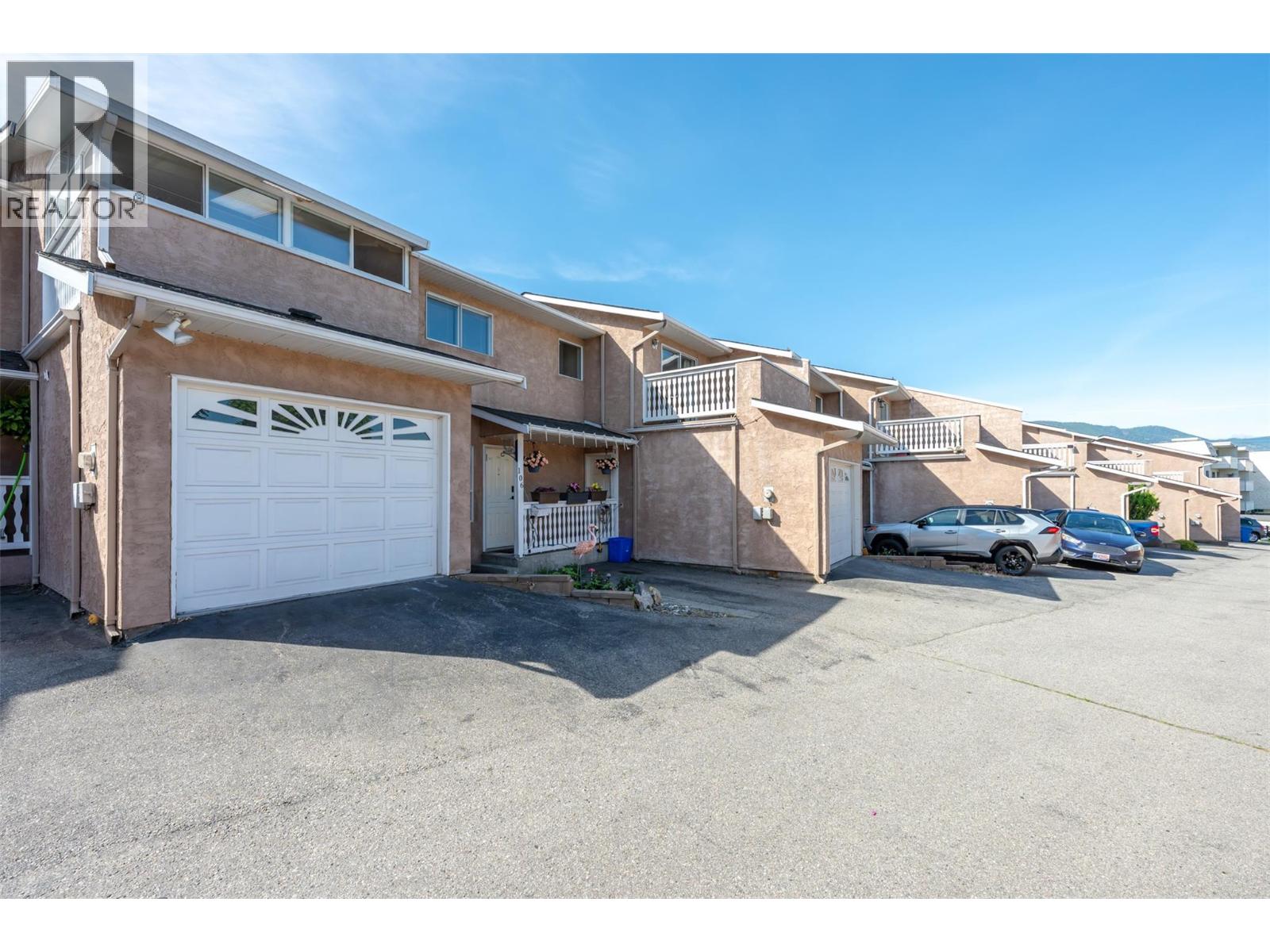 #106 1006 King Street - 3