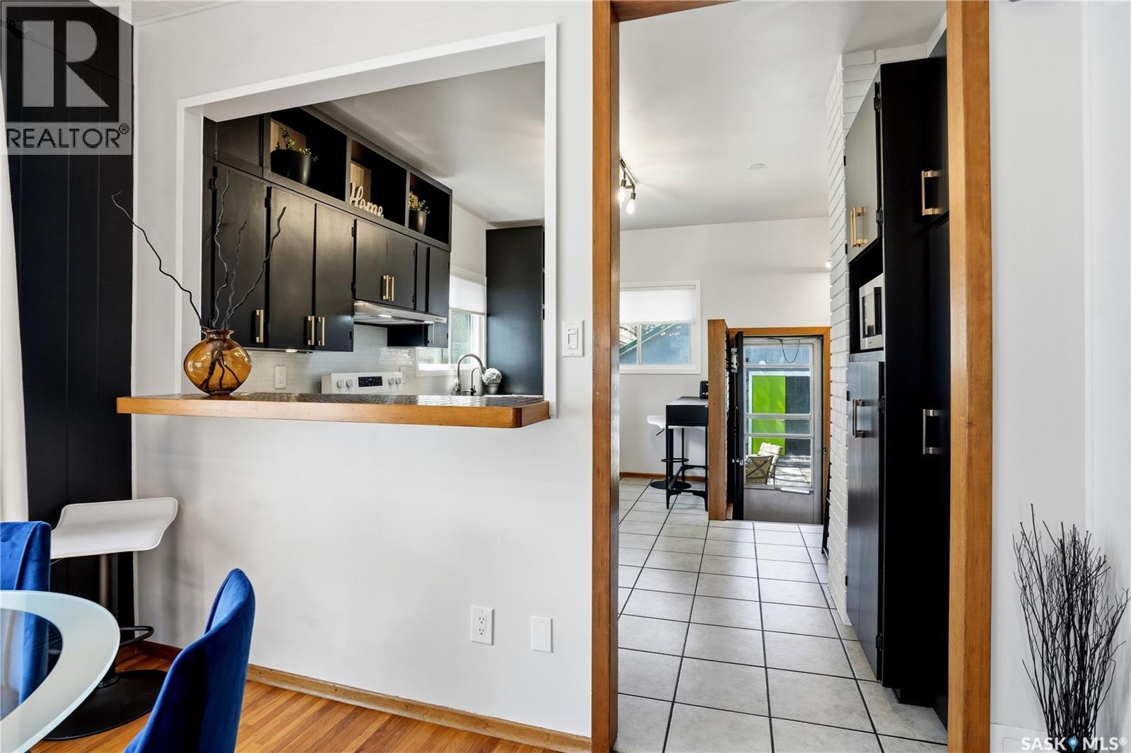 3136 Robinson STREET - 13