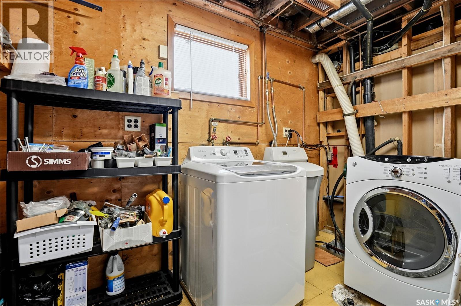 3136 Robinson STREET - 38
