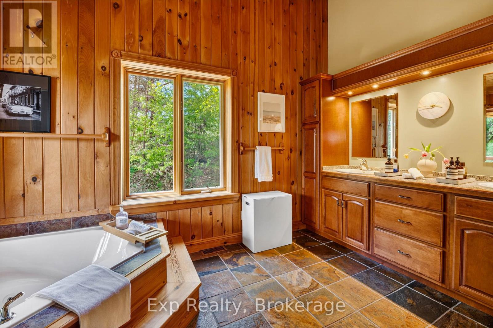 3362 PIONEER ROAD - 21