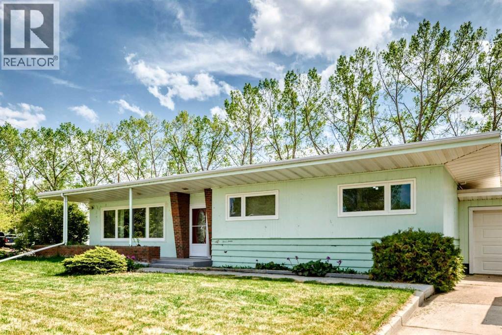 2121 Westview Crescent — photo 43