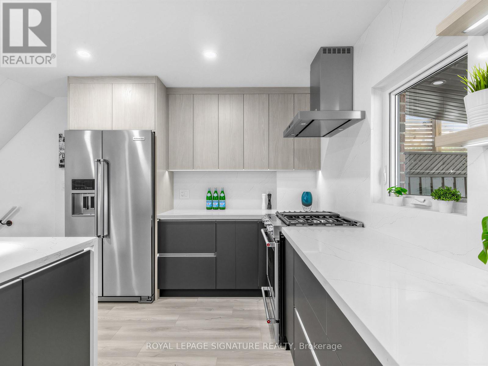 28 DURANT AVENUE - 15