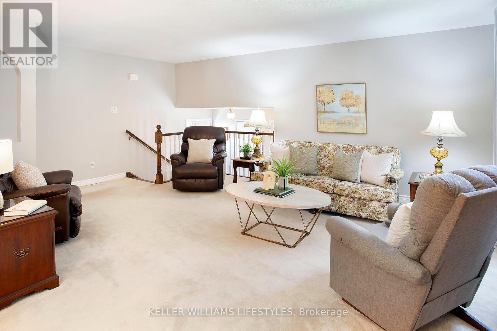 128 CLARENDON CRESCENT - 5