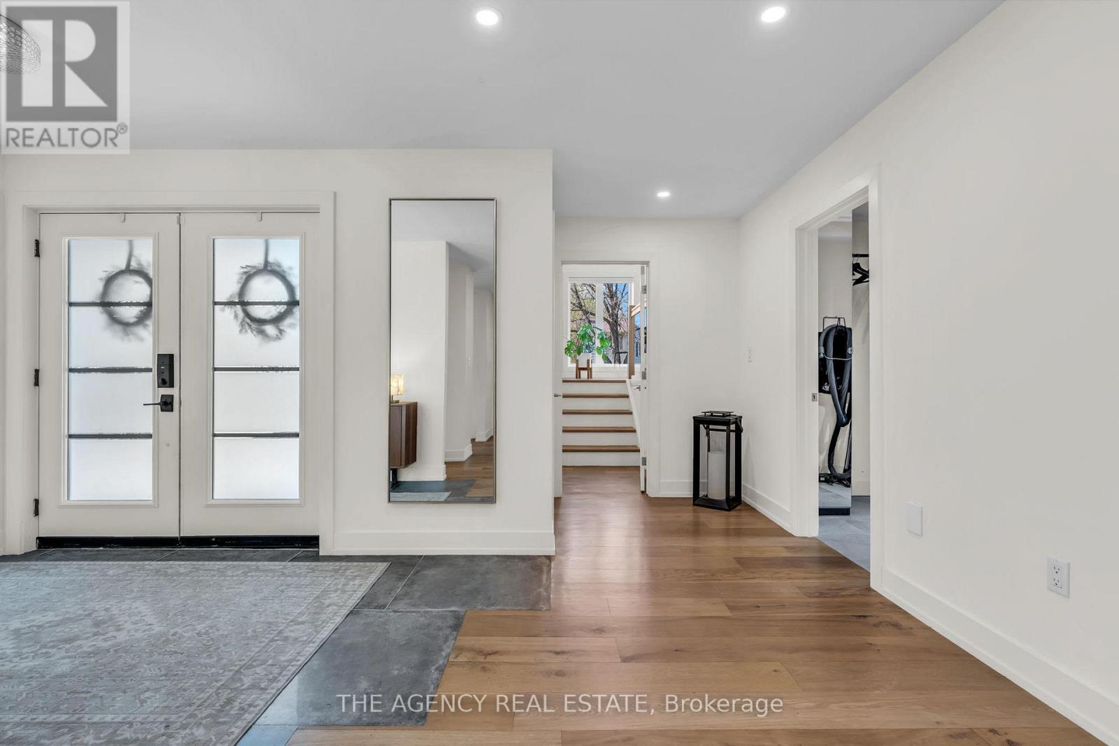 32 HUNT VILLAGE CRESCENT - 5