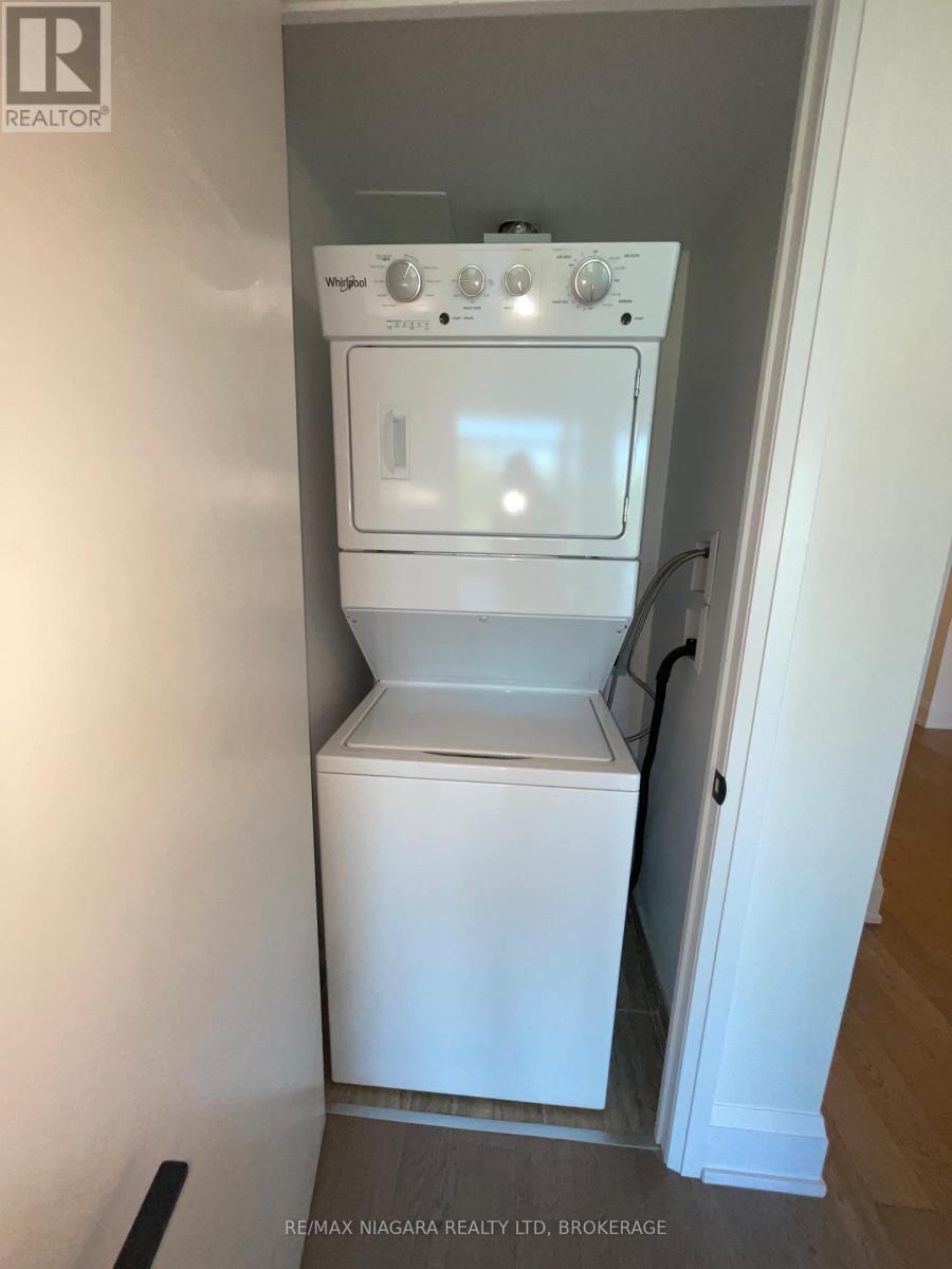#523 7711 GREENVISTA GATE - 10