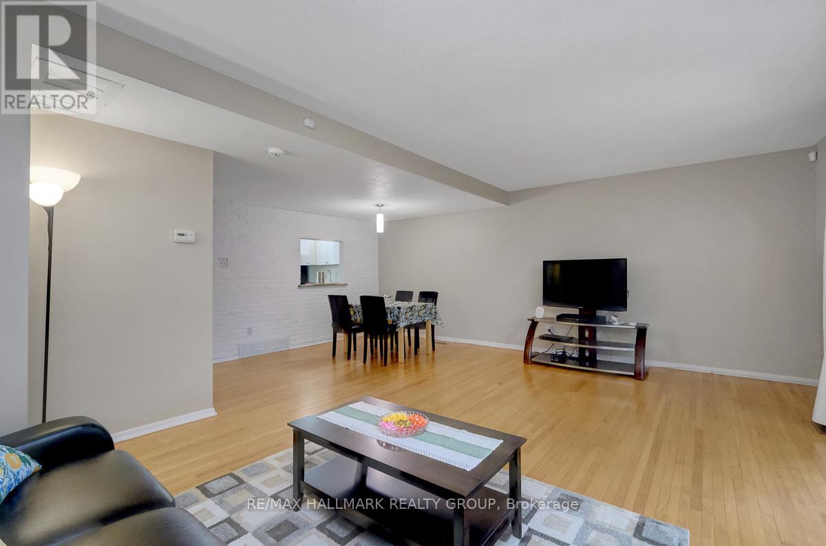 10 GREENBANK ROAD - 11