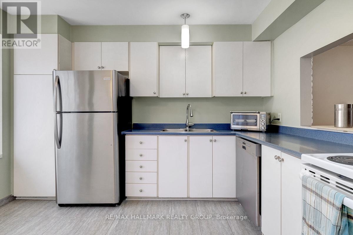 10 GREENBANK ROAD - 17