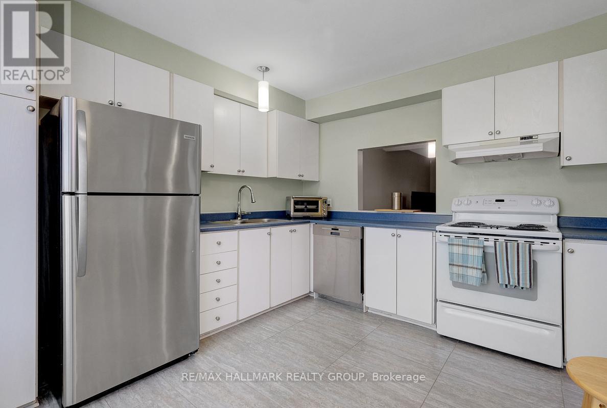 10 GREENBANK ROAD - 18