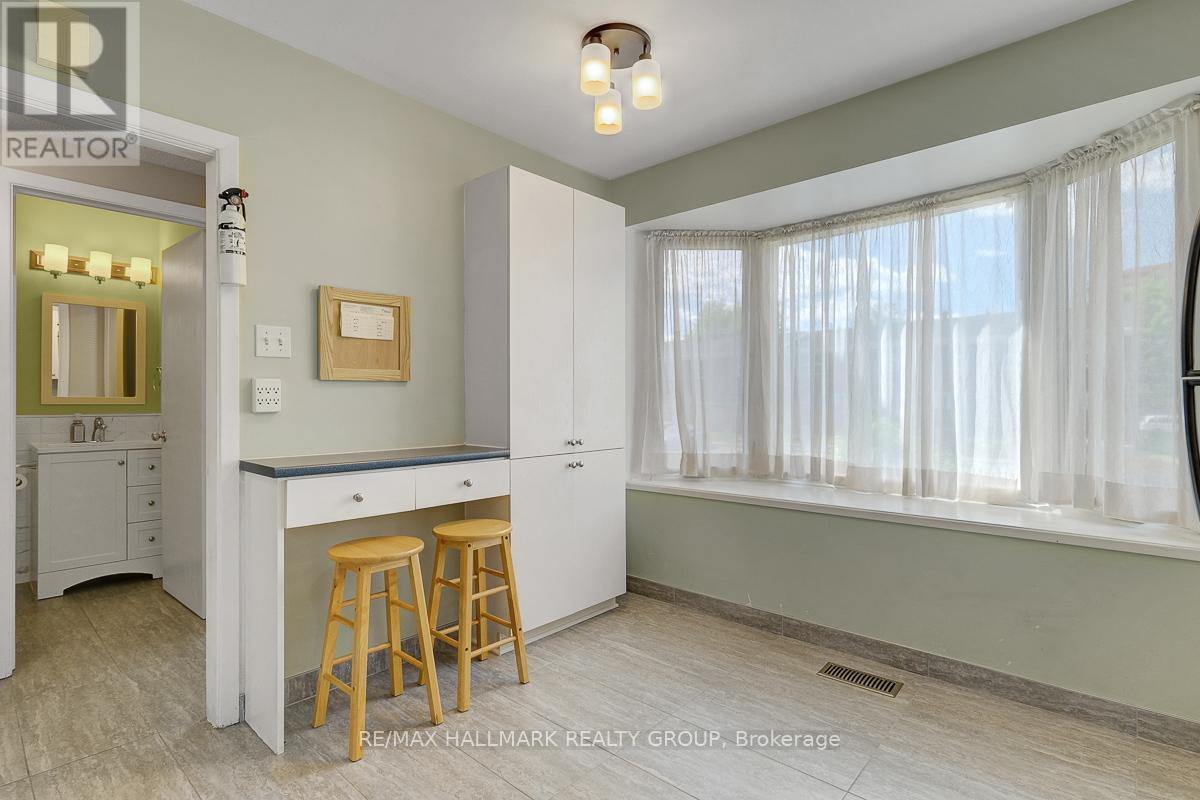 10 GREENBANK ROAD - 20
