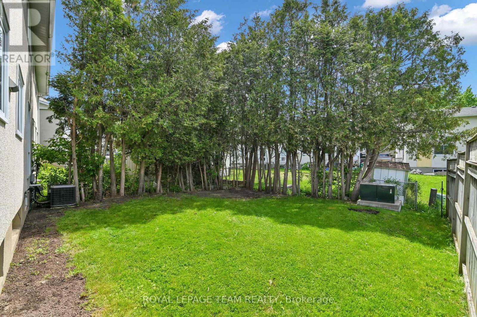 114 CHESTERTON DRIVE - 35
