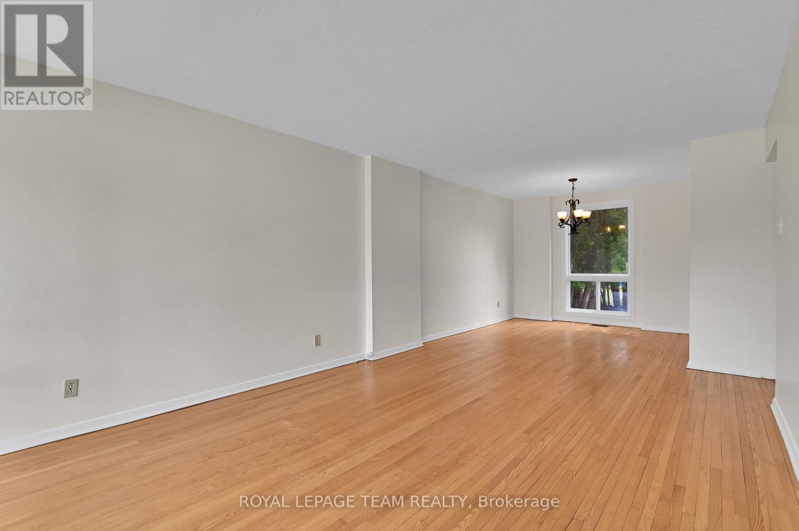 114 CHESTERTON DRIVE - 5
