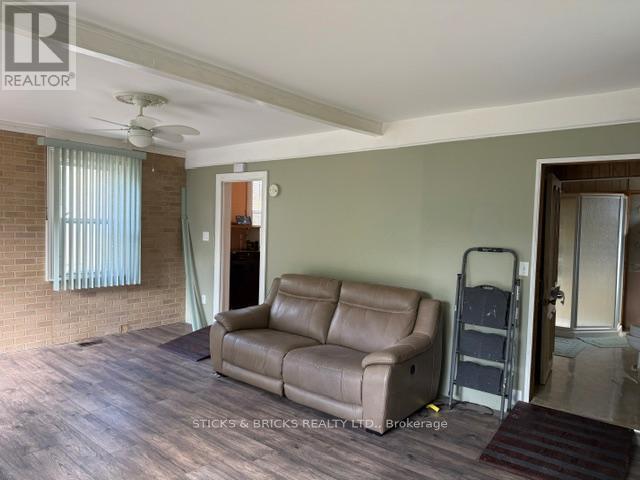 12 CROSS STREET - 11