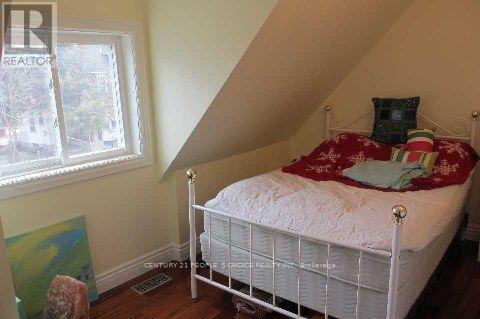 34 FAIRWOOD CRESCENT - 7