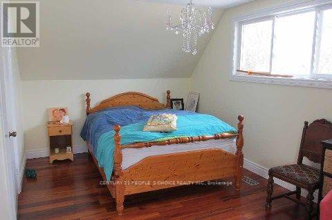 34 FAIRWOOD CRESCENT - 6