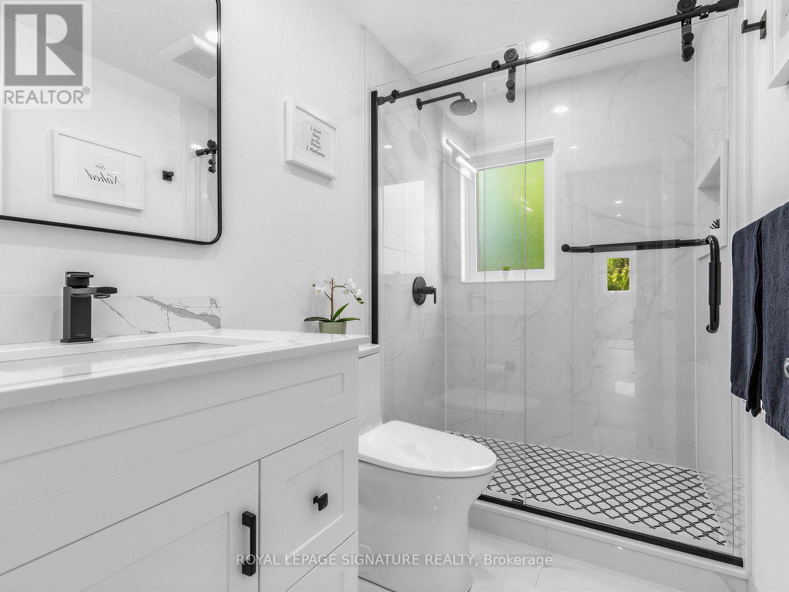 28 DURANT AVENUE - 21