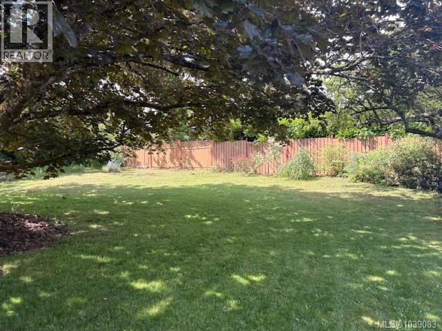 2535 Holyrood Dr - 4