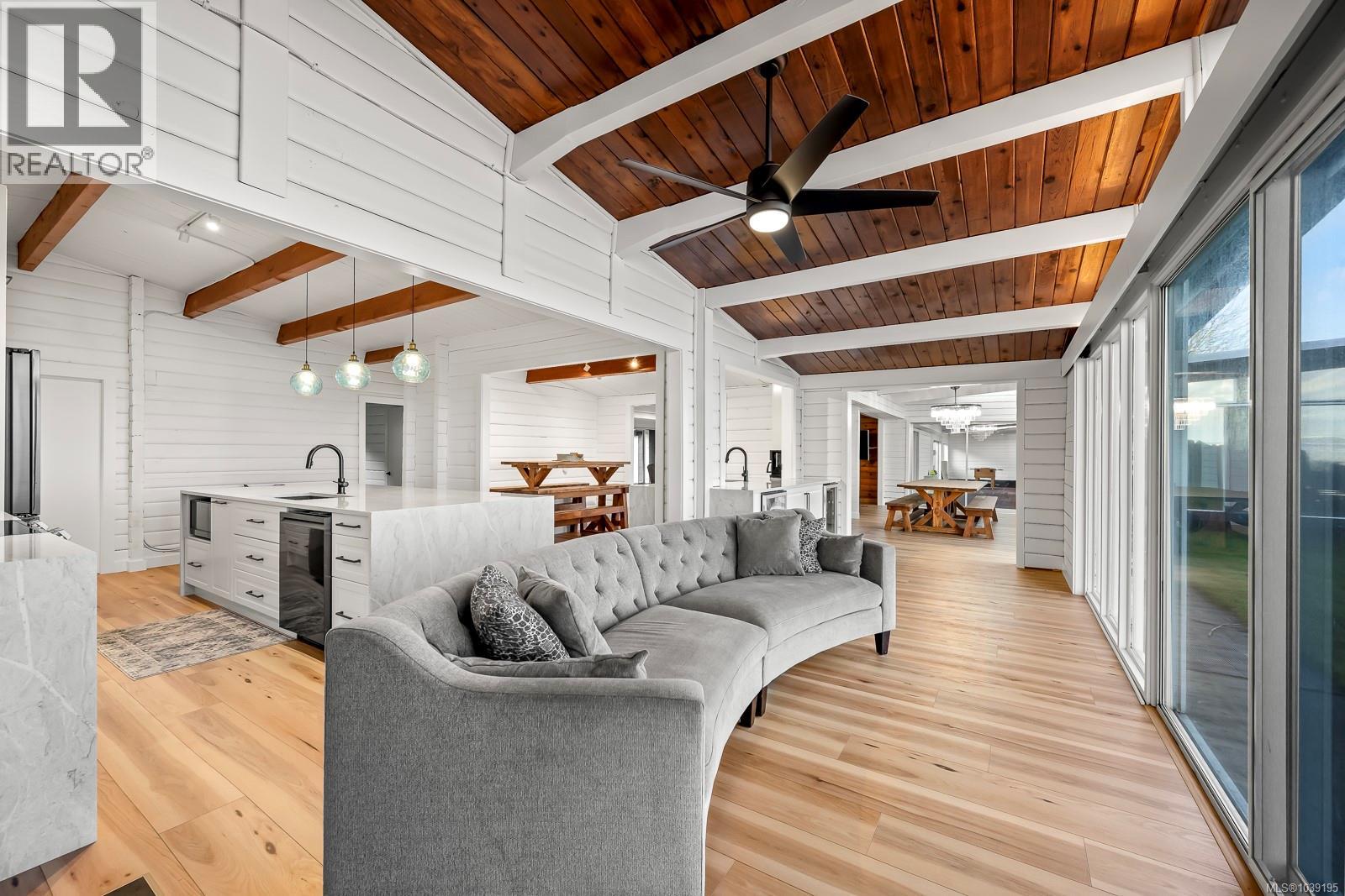 5778 Coral Rd, Courtenay