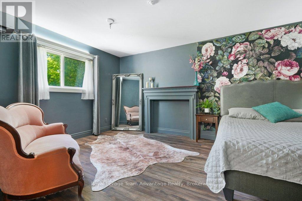 17 JOSEPH STREET - 16