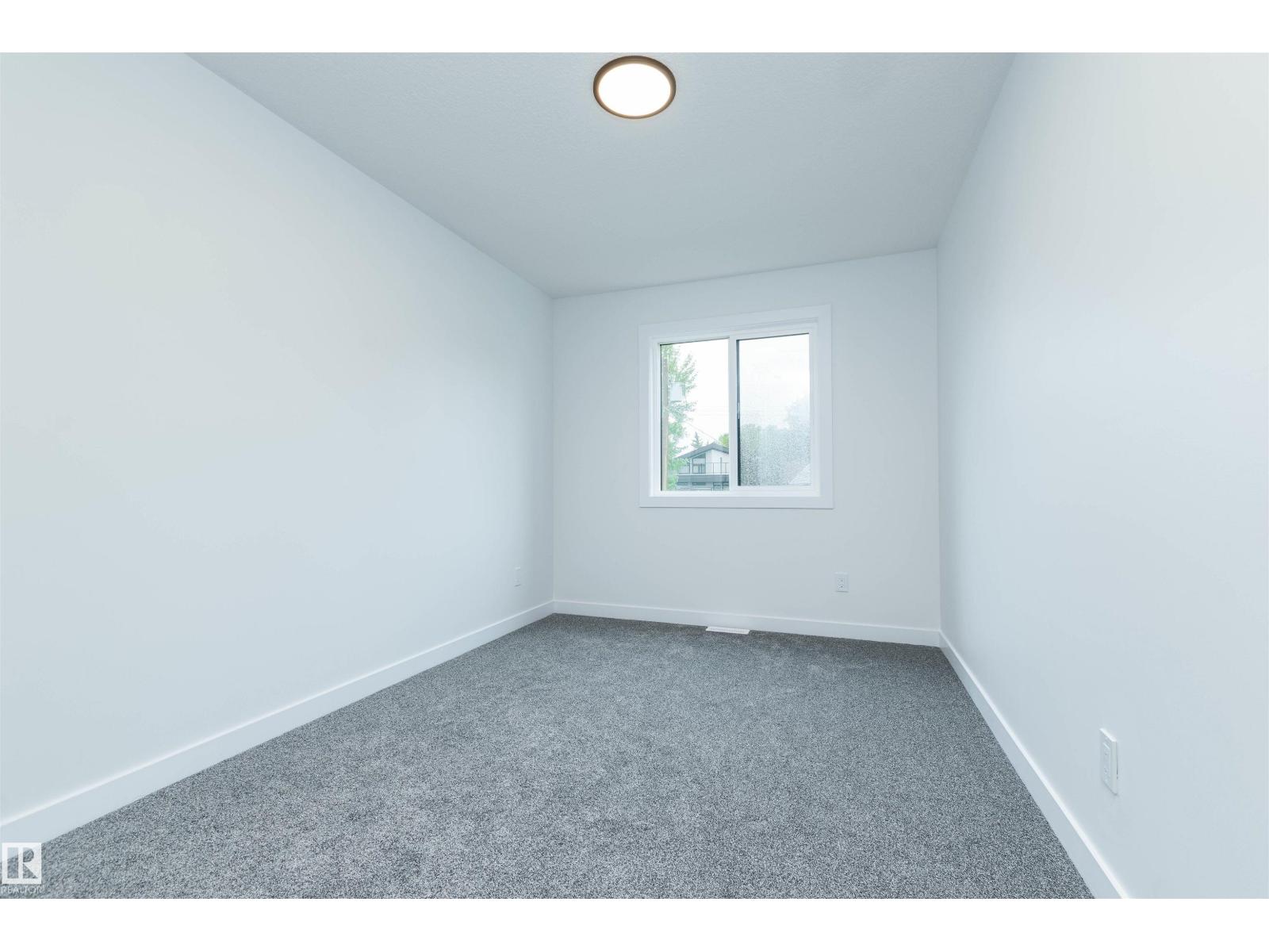 10946 62 AV NW - 21