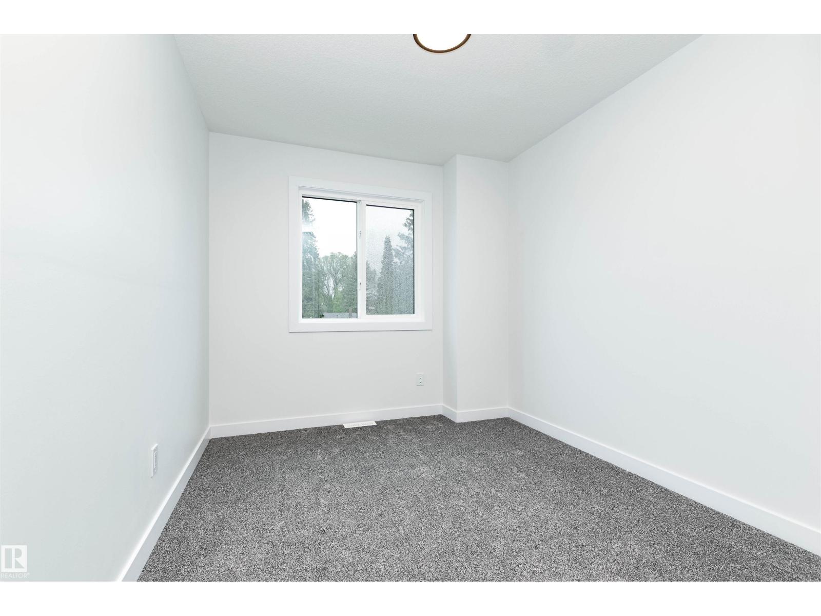 10946 62 AV NW - 23