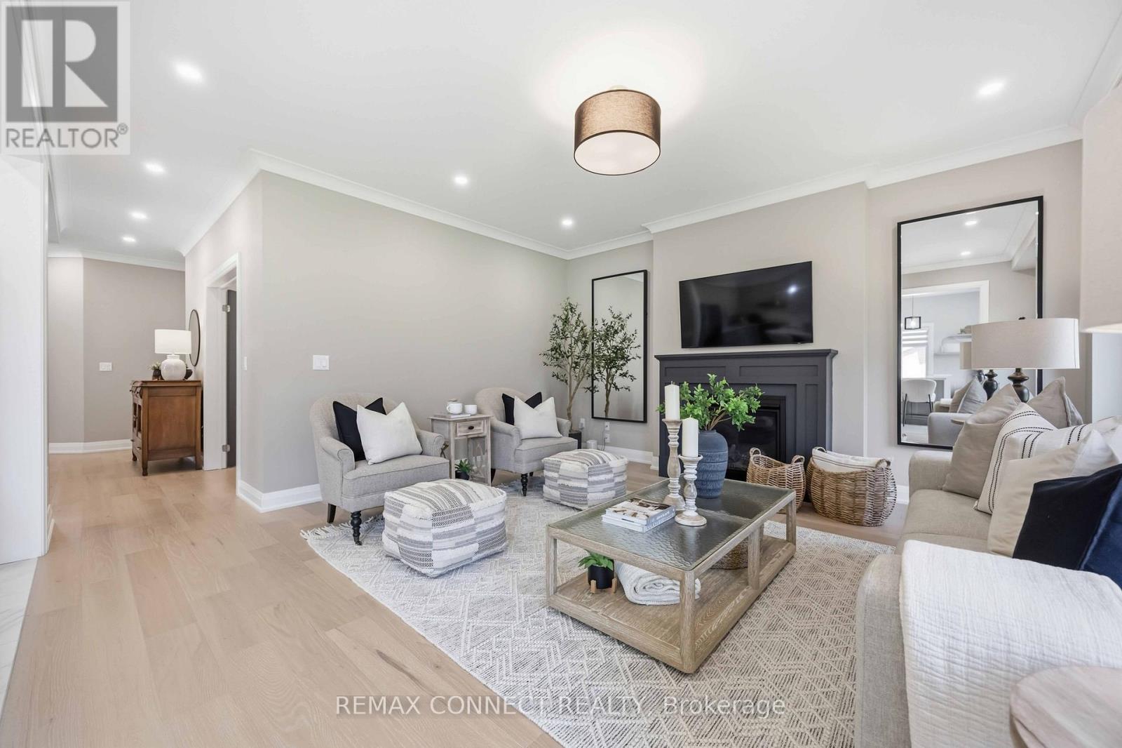56 ROBIN TRAIL - 11