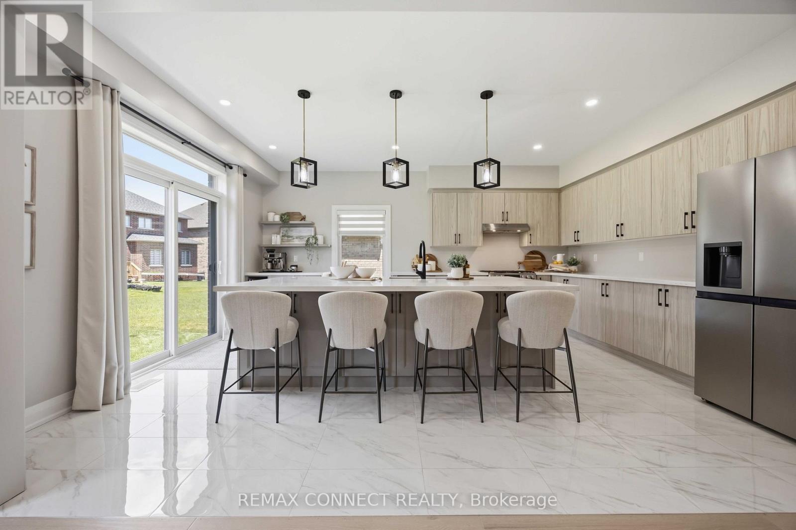 56 ROBIN TRAIL - 15