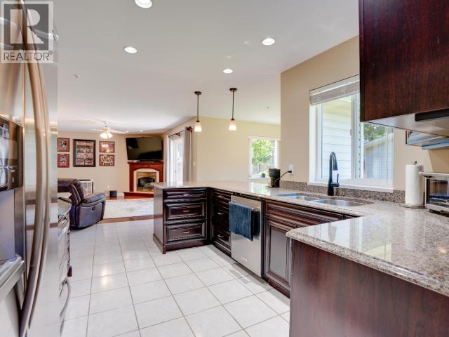 3419 ONTARIO AVE - 7