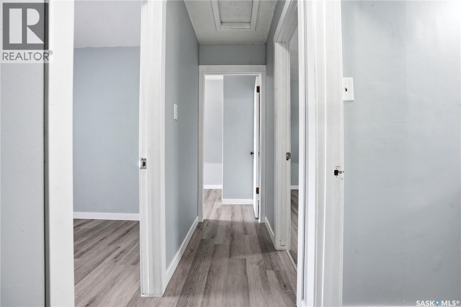 735 Wascana STREET - 15