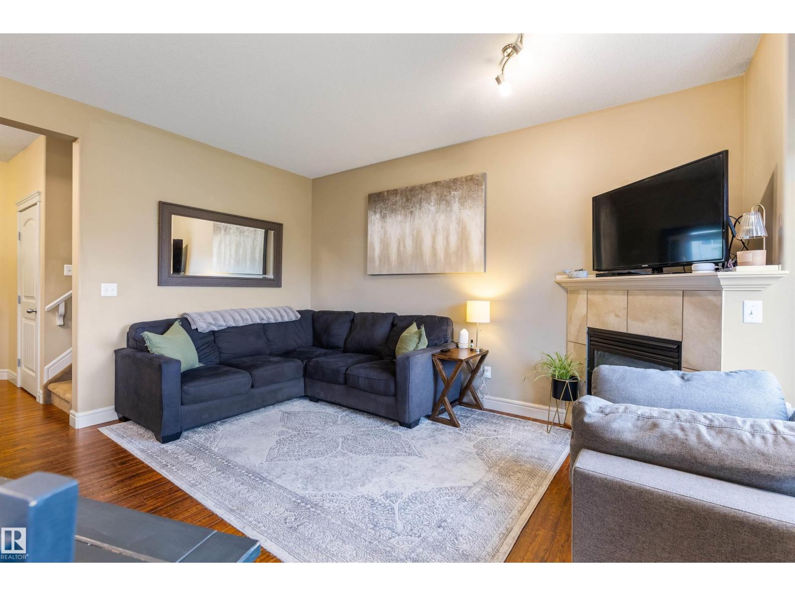 #15 15151 43 ST NW - 13