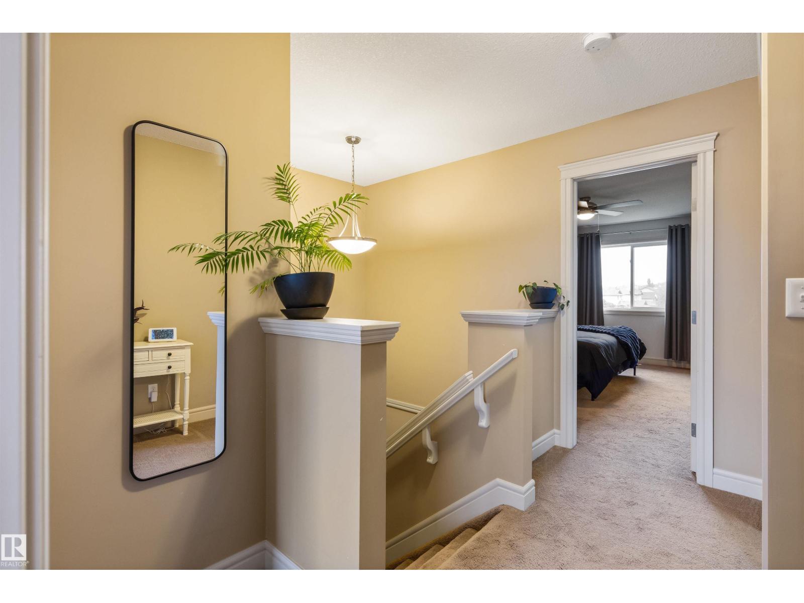#15 15151 43 ST NW - 16