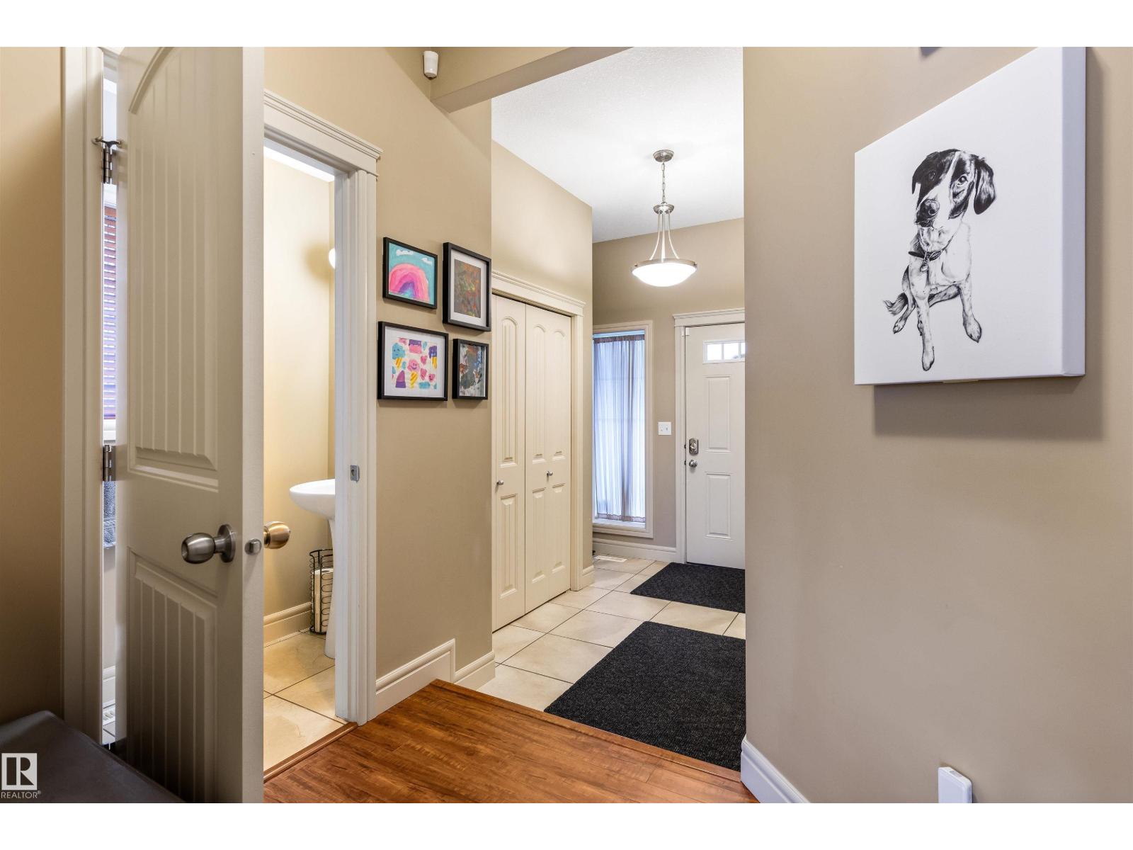 #15 15151 43 ST NW - 4